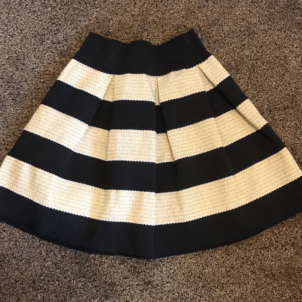 Black & gold skirt